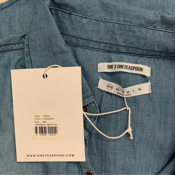 Free People One Teaspoon Chambray Denim Button Down Shirt Jean Frayed Blue XXS - Picture 13 of 16